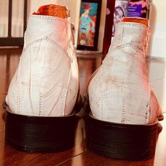 Robert Wayne Leather Boots